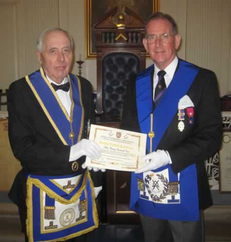 (l to r) WBros Peter Carr and Norman Pope