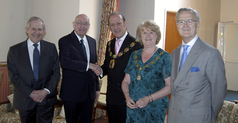 (l to r) John Rivett, Chairman of the Palmer Court House Committee, RWBro Max Bayes, Provincial Grand Master, the Mayor and Mrs Harrington and Martin Clarke, Chairman of the Masonic Housing Association