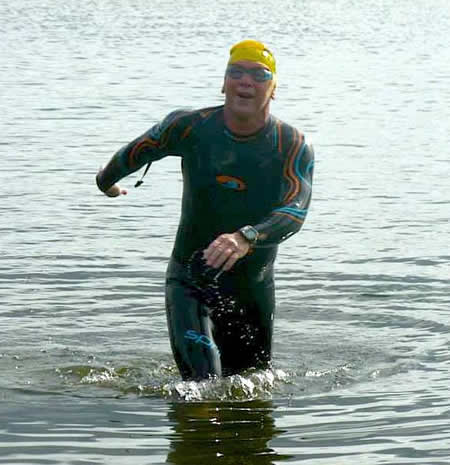 WBro Nick Blount completes his swim