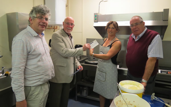 (l to r) Ian Davies, John Mills, Rowena & WBro Ian Nicholls