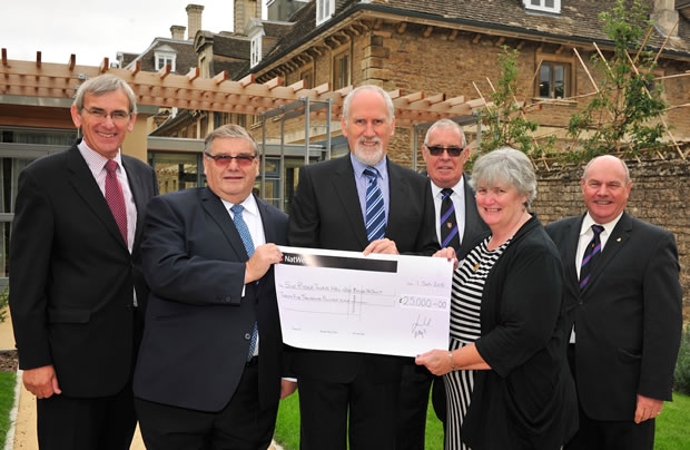 (l to r) WBro Gerry Crawford (ProvGChStwd), WBro David Burton (APGM), Jane Petit, WBro Alan Nicholls (PGC Trustee), WBro Russell Laxton (Local Communication Officer)